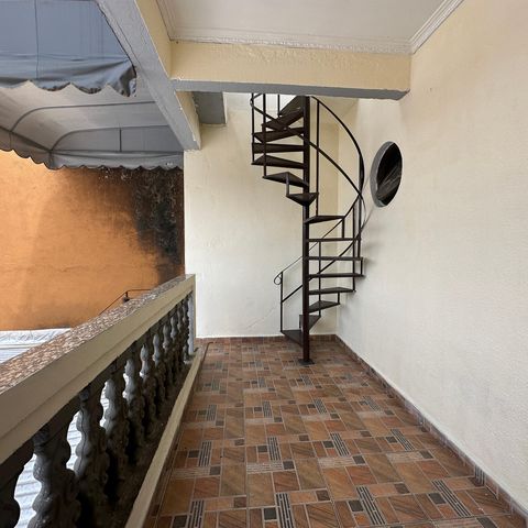 Casa à venda com 260m², 3 quartos e 4 vagasVaranda da Suíte