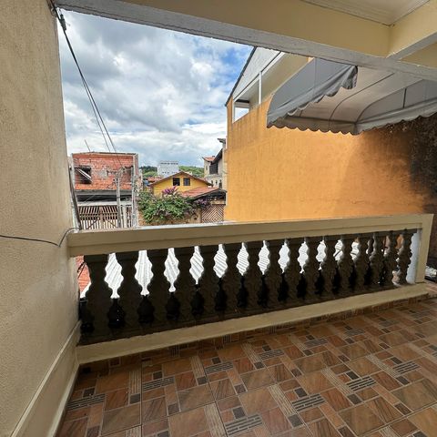 Casa à venda com 260m², 3 quartos e 4 vagasVaranda da Suíte