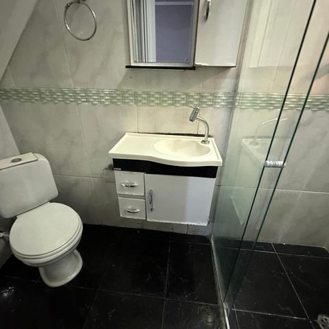 Casa à venda com 260m², 3 quartos e 4 vagasBanheiro Social
