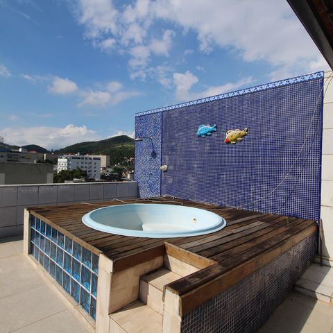 Apartamento à venda com 120m², 2 quartos e 1 vagaPiscina