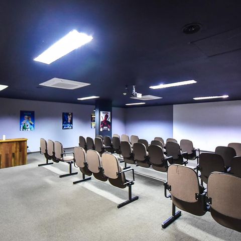 Apartamento à venda com 69m², 3 quartos e 2 vagasSala de Cinema