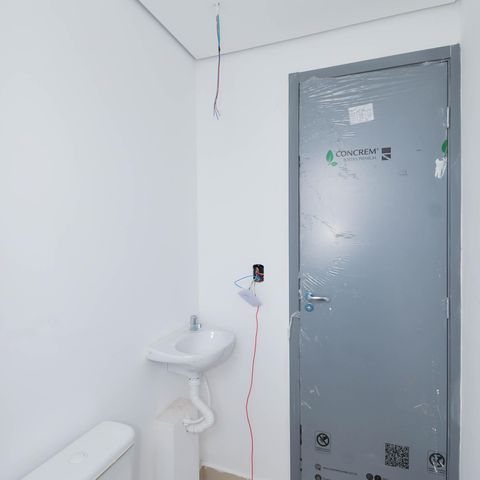 Apartamento à venda com 46m², 2 quartos e 1 vaga Apartamento à venda com 46m², 2 quartos e 1 vagaBanheiro