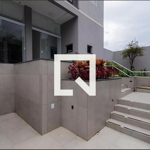 Apartamento à venda com 46m², 2 quartos e 1 vaga Apartamento à venda com 46m², 2 quartos e 1 vagaEntrada social