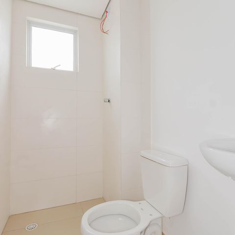 Apartamento à venda com 46m², 2 quartos e 1 vaga Apartamento à venda com 46m², 2 quartos e 1 vagaBanheiro