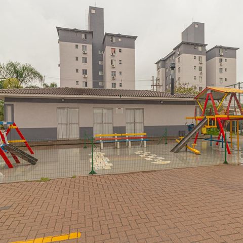 Apartamento à venda com 46m², 2 quartos e 1 vaga Apartamento à venda com 46m², 2 quartos e 1 vagaÁrea comum - Playground