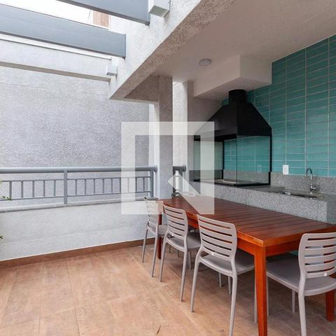 Apartamento à venda com 28m², 1 quarto e sem vaga Apartamento à venda com 28m², 1 quarto e sem vagaÁrea comum - Churrasqueira