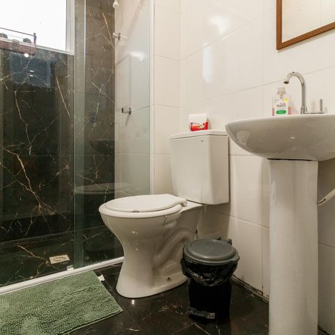 Apartamento para alugar com 55m², 2 quartos e sem vagaBanheiro