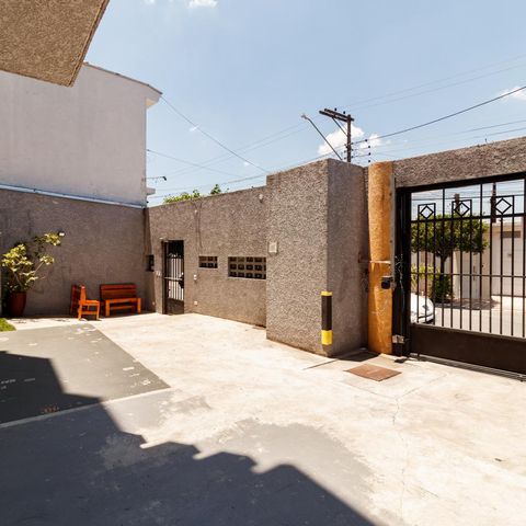Apartamento para alugar com 55m², 2 quartos e sem vagaÁrea comum