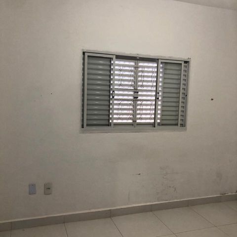 Casa à venda com 160m², 3 quartos e 4 vagas