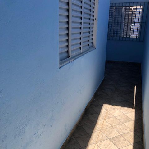 Casa à venda com 160m², 3 quartos e 4 vagas