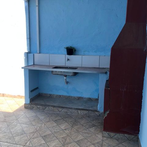 Casa à venda com 160m², 3 quartos e 4 vagas