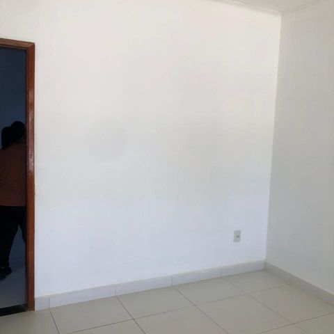 Casa à venda com 160m², 3 quartos e 4 vagas