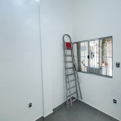 Casa à venda com 150m², 1 quarto e sem vagaSala