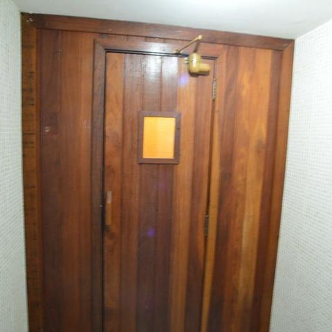 Casa de condomínio à venda com 250m², 3 quartos e 2 vagas Casa de condomínio à venda com 250m², 3 quartos e 2 vagasSauna
