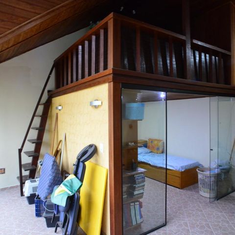 Casa de condomínio à venda com 250m², 3 quartos e 2 vagas Casa de condomínio à venda com 250m², 3 quartos e 2 vagasSala Superior