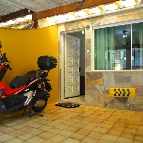 Casa à venda com 96m², 2 quartos e 1 vagaGaragem