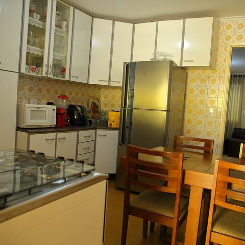 Casa à venda com 96m², 2 quartos e 1 vagaCozinha 