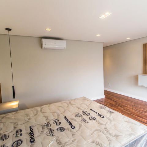 Casa de condomínio à venda com 542m², 6 quartos e 6 vagasSuíte master