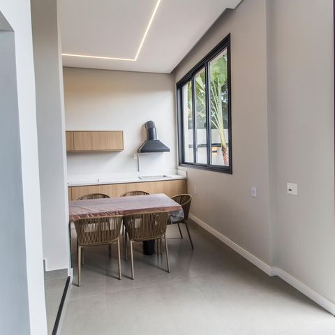 Casa de condomínio à venda com 542m², 6 quartos e 6 vagasVaranda gourmet
