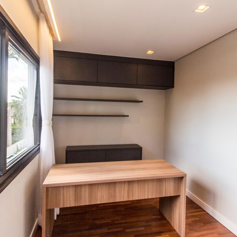 Casa de condomínio à venda com 542m², 6 quartos e 6 vagasEscritório