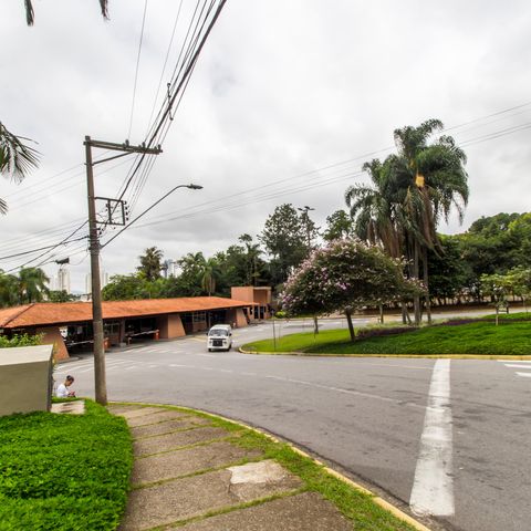 Casa de condomínio à venda com 542m², 6 quartos e 6 vagasVista da Rua