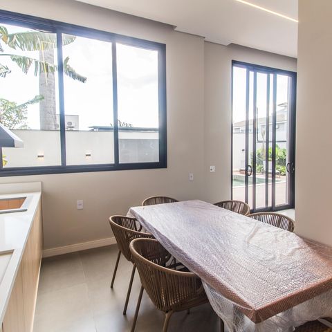 Casa de condomínio à venda com 542m², 6 quartos e 6 vagasVaranda gourmet