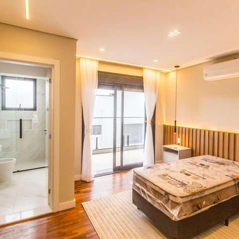 Casa de condomínio à venda com 542m², 6 quartos e 6 vagasSuíte 4
