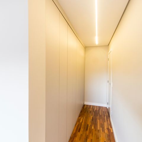 Casa de condomínio à venda com 542m², 6 quartos e 6 vagasCloset da suíte