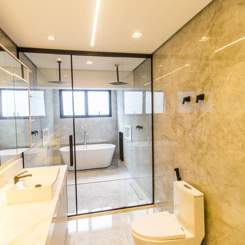 Casa de condomínio à venda com 542m², 6 quartos e 6 vagasBanheiro da Suíte