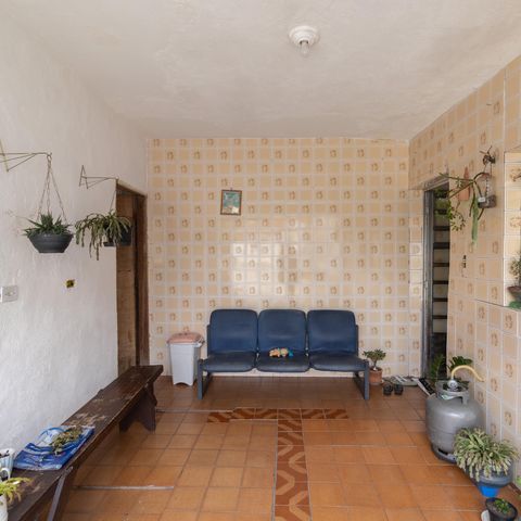 Casa para alugar com 300m², 2 quartos e 2 vagas Casa para alugar com 300m², 2 quartos e 2 vagasEntrada
