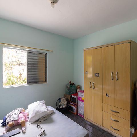 Casa para alugar com 300m², 2 quartos e 2 vagas Casa para alugar com 300m², 2 quartos e 2 vagasQuarto 1