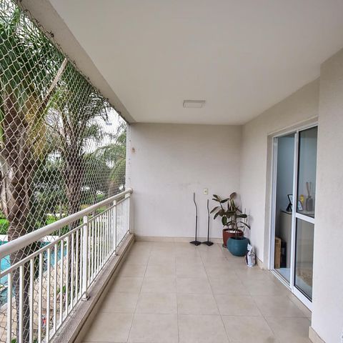 Apartamento à venda com 125m², 3 quartos e 2 vagasVaranda