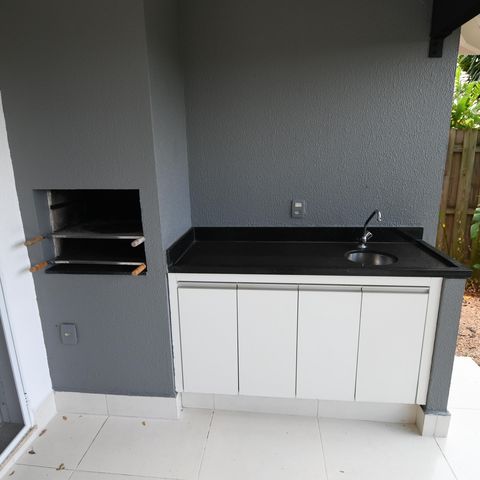 Casa de condomínio para alugar com 220m², 3 quartos e 4 vagasChurrasqueira