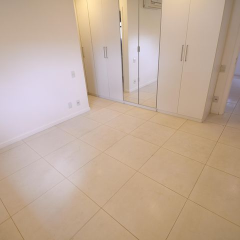 Casa de condomínio para alugar com 220m², 3 quartos e 4 vagasQuarto Suíte 3