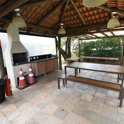Casa de condomínio para alugar com 220m², 3 quartos e 4 vagasÁrea comum - Churrasqueira