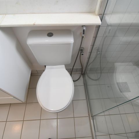 Casa de condomínio para alugar com 220m², 3 quartos e 4 vagasBanheiro Suíte 2