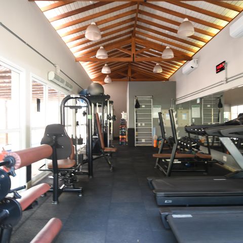 Casa de condomínio para alugar com 220m², 3 quartos e 4 vagasÁrea comum - Academia