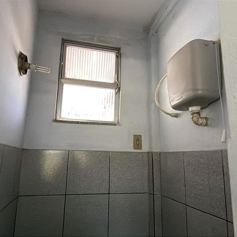 Casa para alugar com 300m², 4 quartos e 5 vagasBanheiro Terraço