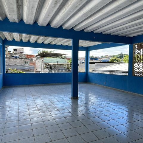 Casa para alugar com 300m², 4 quartos e 5 vagasTerraço