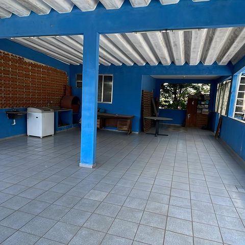 Casa para alugar com 300m², 4 quartos e 5 vagasTerraço