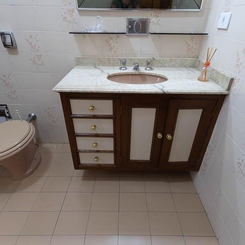 Casa à venda com 280m², 4 quartos e 8 vagasBanheiro 3