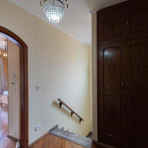 Casa à venda com 280m², 4 quartos e 8 vagasHall