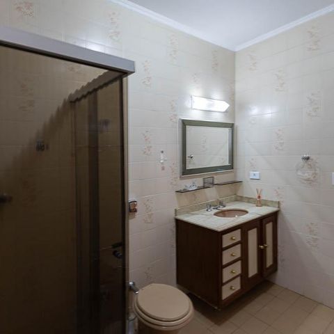 Casa à venda com 280m², 4 quartos e 8 vagasBanheiro 3