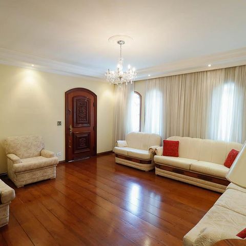Casa à venda com 280m², 4 quartos e 8 vagasSala 1