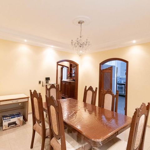 Casa à venda com 280m², 4 quartos e 8 vagasSala de Jantar