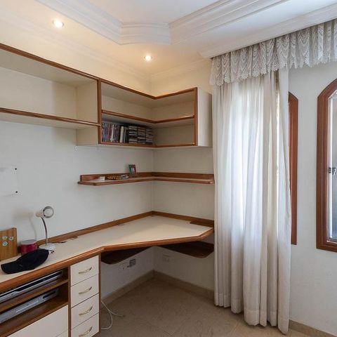 Casa à venda com 280m², 4 quartos e 8 vagasSala 2