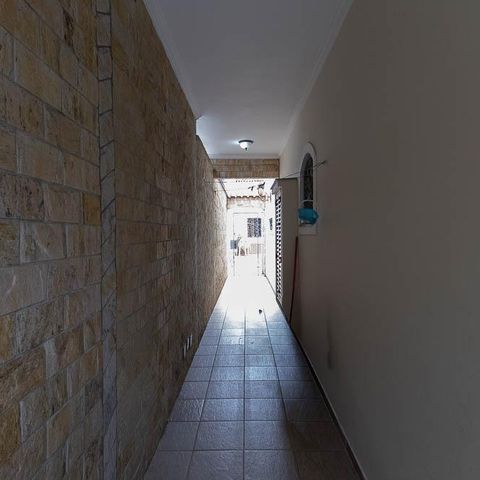 Casa à venda com 280m², 4 quartos e 8 vagasCorredor