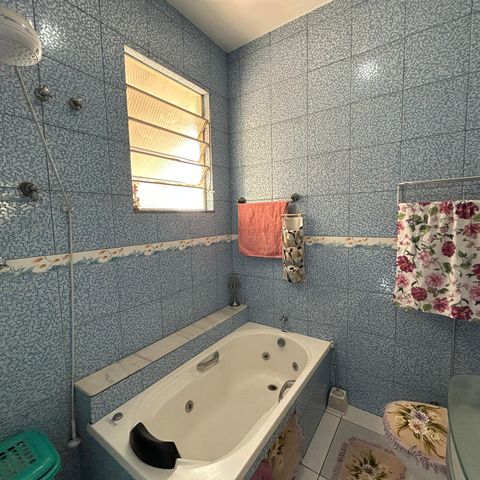 Casa para alugar com 100m², 3 quartos e 1 vagaBanheiro 1