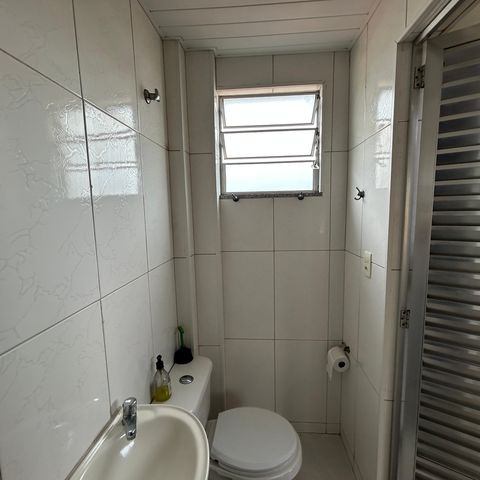Casa para alugar com 100m², 3 quartos e 1 vagaBanheiro 2
