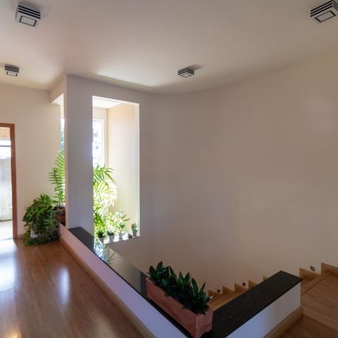 Casa à venda com 254m², 3 quartos e 2 vagasHall dos dormitórios
